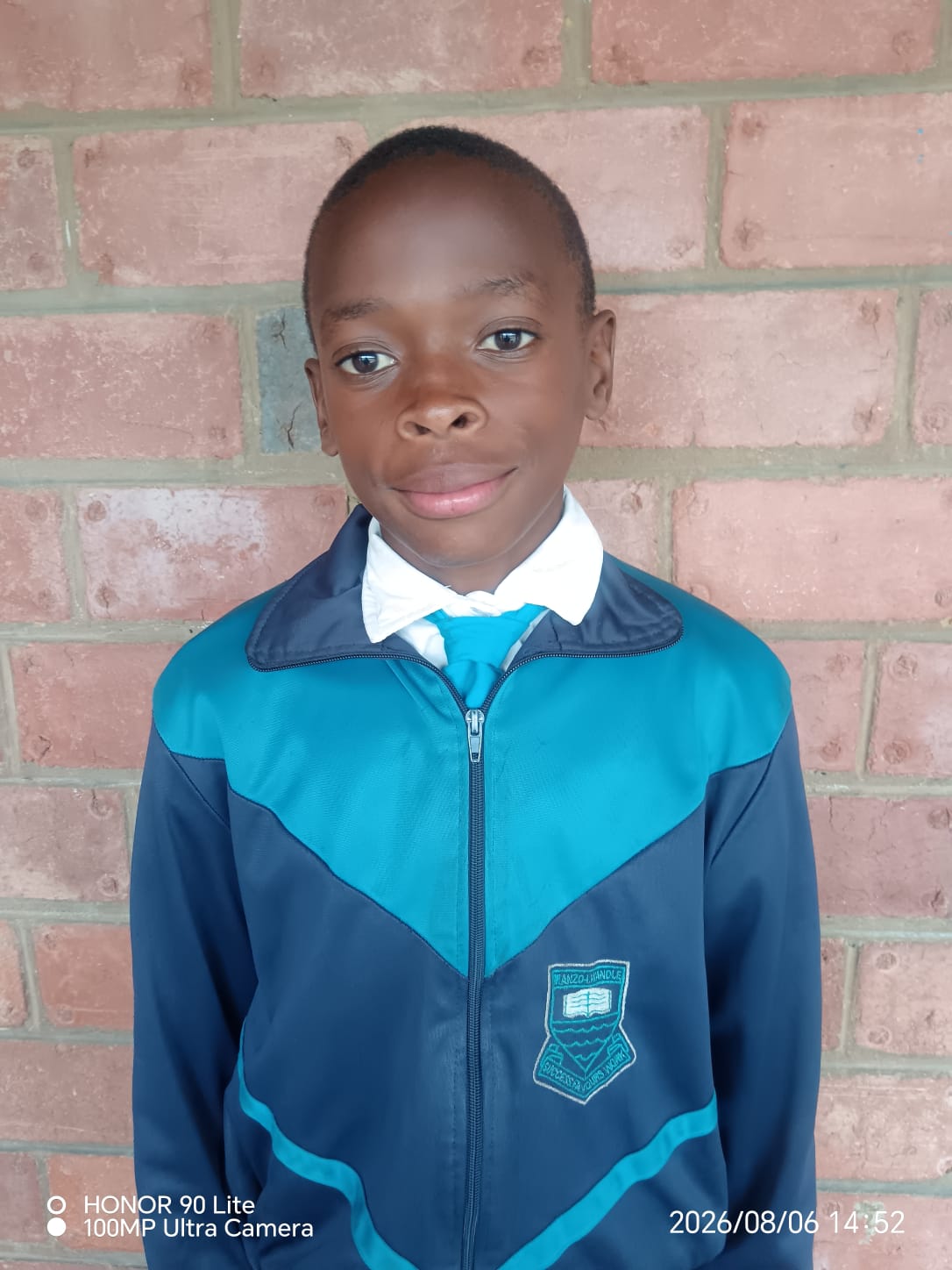 Esonasipho Majola