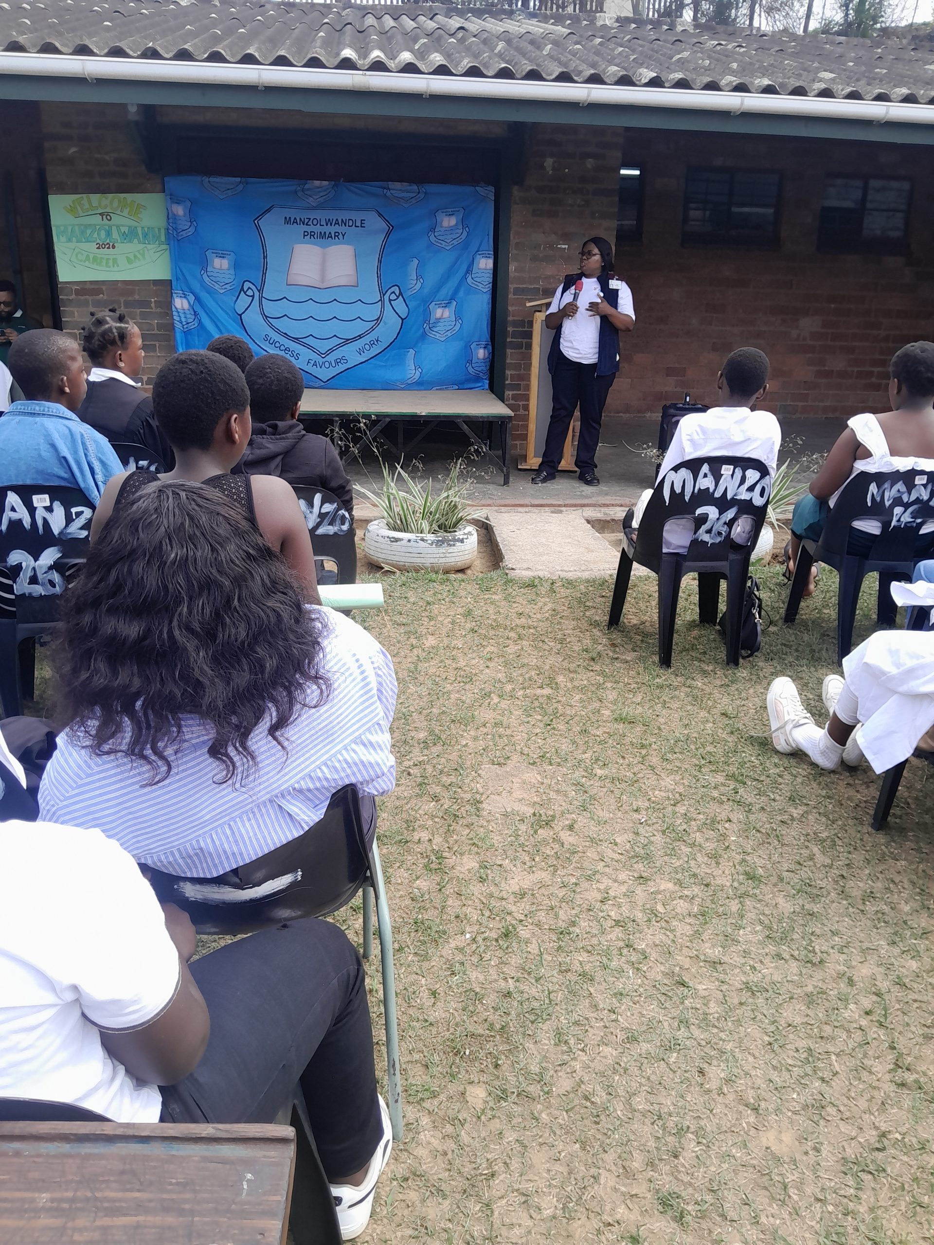 Nurse Mabaso addressing Grade 7 learners